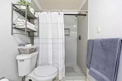 109 E Moonlight Drive, Robinson, TX 76706 - Photo 22