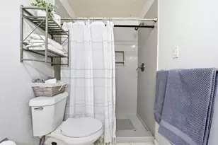 109 E Moonlight Dr, Robinson, TX 76706 - Photo 22