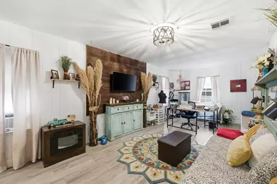 109 E Moonlight Drive, Robinson, TX 76706 - Photo 14