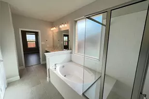 3611 Walnut Rdg Dr, Grand Prairie, TX 75050 - Photo 16