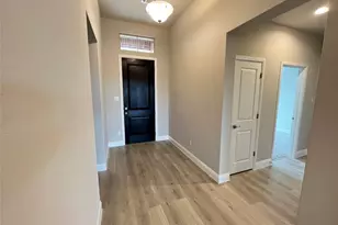 3611 Walnut Rdg Dr, Grand Prairie, TX 75050 - Photo 4