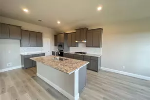 3611 Walnut Rdg Dr, Grand Prairie, TX 75050 - Photo 6