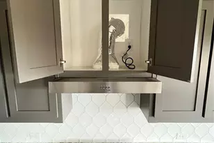 3611 Walnut Rdg Dr, Grand Prairie, TX 75050 - Photo 8