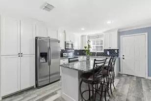 8261 County Rd 381, Tyler, TX 75708 - Photo 10