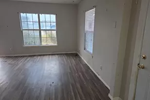 302 E Gertrude St, Crandall, TX 75114 - Photo 8