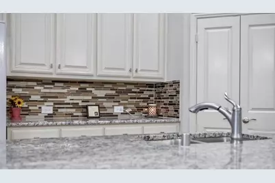 883 Birds Fort Trail, Arlington, TX 76005 - Photo 8