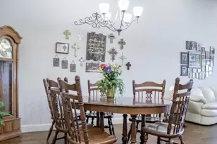 883 Birds Fort Trail, Arlington, TX 76005 - Photo 10