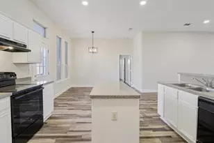 1004 Caliente Dr, Grand Prairie, TX 75051 - Photo 12