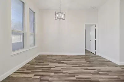 1004 Caliente Drive, Grand Prairie, TX 75051 - Photo 8