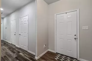 605 Madeline Ct, Azle, TX 76020 - Photo 4