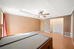 704 Morning Glory Ln, Bedford, TX 76021 - Photo 20