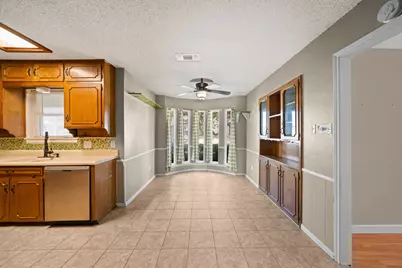 704 Morning Glory Lane, Bedford, TX 76021 - Photo 10