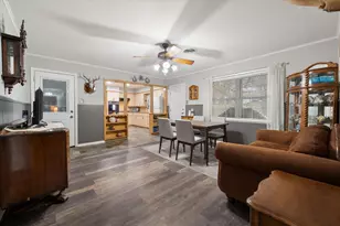 513 N 38th St, Corsicana, TX 75110 - Photo 12