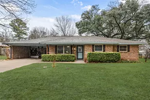 513 N 38th St, Corsicana, TX 75110 - Photo 1