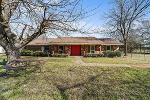1006 S Clark Rd, Cedar Hill, TX 75104 - Photo 10