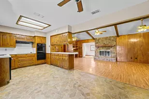 1006 S Clark Rd, Cedar Hill, TX 75104 - Photo 16