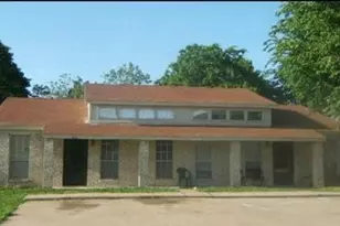 1037 Southmoor Dr, Arlington, TX 76010 - Photo 1