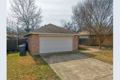 8534 Bearden Street, Dallas, TX 75227 - Photo 2