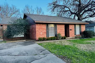 1206 Earl St, Commerce, TX 75428 - Photo 4