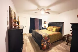 1206 Earl St, Commerce, TX 75428 - Photo 32