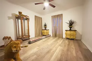 1206 Earl St, Commerce, TX 75428 - Photo 34