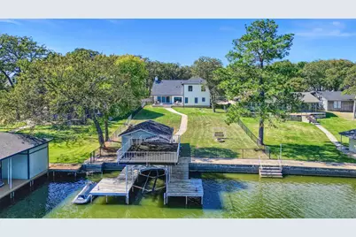 827 Kiowa Drive W, Lake Kiowa, TX 76240 - Photo 8