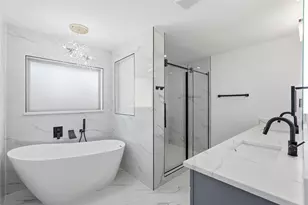 1022 Mayapple Dr, Garland, TX 75043 - Photo 4