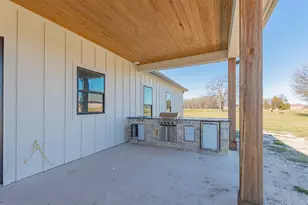 557 Clubhouse Dr, Corsicana, TX 75109 - Photo 8