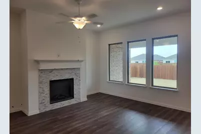 1633 Pine Valley Drive, Fort Worth, TX 76052 - Photo 6