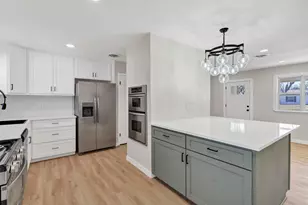 1501 Tyler St, Arlington, TX 76012 - Photo 2