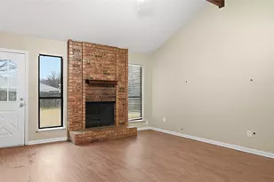 325 Juniper Dr, Arlington, TX 76018 - Photo 14