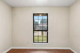 325 Juniper Dr, Arlington, TX 76018 - Photo 20