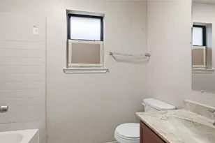 325 Juniper Dr, Arlington, TX 76018 - Photo 32