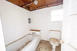 306 W 3rd St, Cisco, TX 76437 - Photo 32