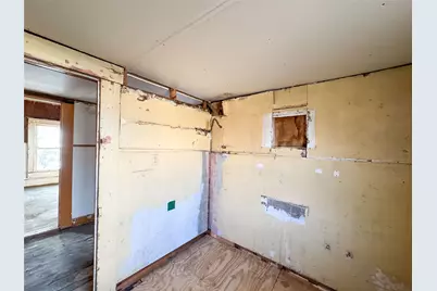 306 W 3rd Street, Cisco, TX 76437 - Photo 18