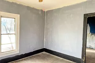 306 W 3rd St, Cisco, TX 76437 - Photo 16