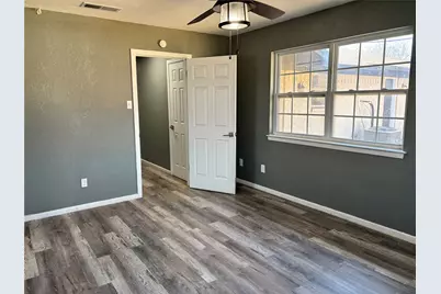 3501 NE 10th Street, Mineral Wells, TX 76067 - Photo 16