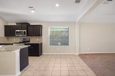 704 Buzzard Lake Trail, Fort Worth, TX 76120 - Photo 10