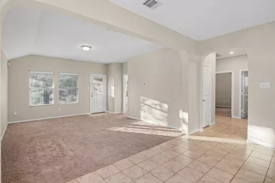 704 Buzzard Lake Trail, Fort Worth, TX 76120 - Photo 6