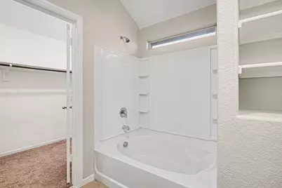 704 Buzzard Lake Trail, Fort Worth, TX 76120 - Photo 18