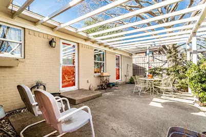 802 Kirkwood Drive, Dallas, TX 75218 - Photo 32