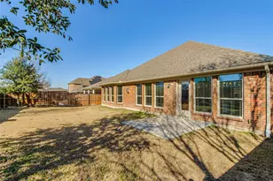 332 Chinchester Dr, Roanoke, TX 76262 - Photo 4