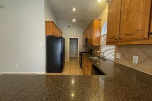 3030 Cross Timbers Dr, Irving, TX 75060 - Photo 8