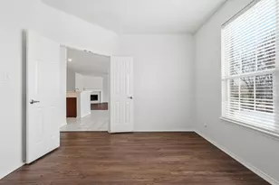 2462 Lost Mesa, Grand Prairie, TX 75052 - Photo 20