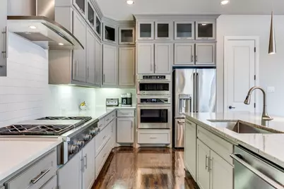 9444 Monteleon, Dallas, TX 75220 - Photo 10