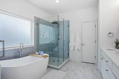 1013 Glen Chester Drive, Flower Mound, TX 75022 - Photo 24