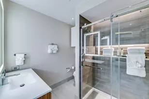 4005 Gaston Ave, Dallas, TX 75246 - Photo 16