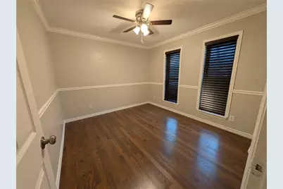 1609 Crockett Street, Garland, TX 75042 - Photo 12