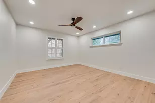 9726 Dartridge Dr, Dallas, TX 75238 - Photo 24