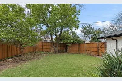 9726 Dartridge Drive, Dallas, TX 75238 - Photo 36